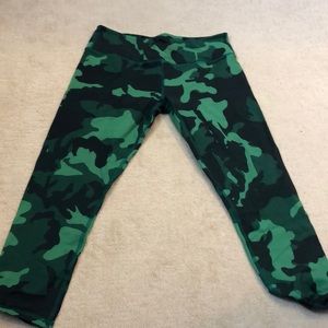 Rogue Crop green Camo workout leggings